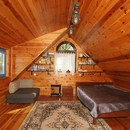 Dom Nad Jeziorem Dadaj , Biskupiec Holiday home *