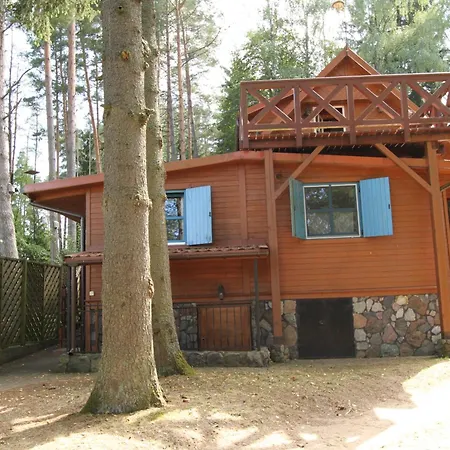 Dom Nad Jeziorem Dadaj , Biskupiec Holiday home Wilimy