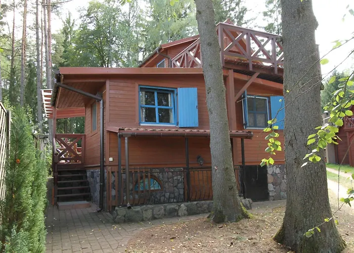 Dom Nad Jeziorem Dadaj , Biskupiec